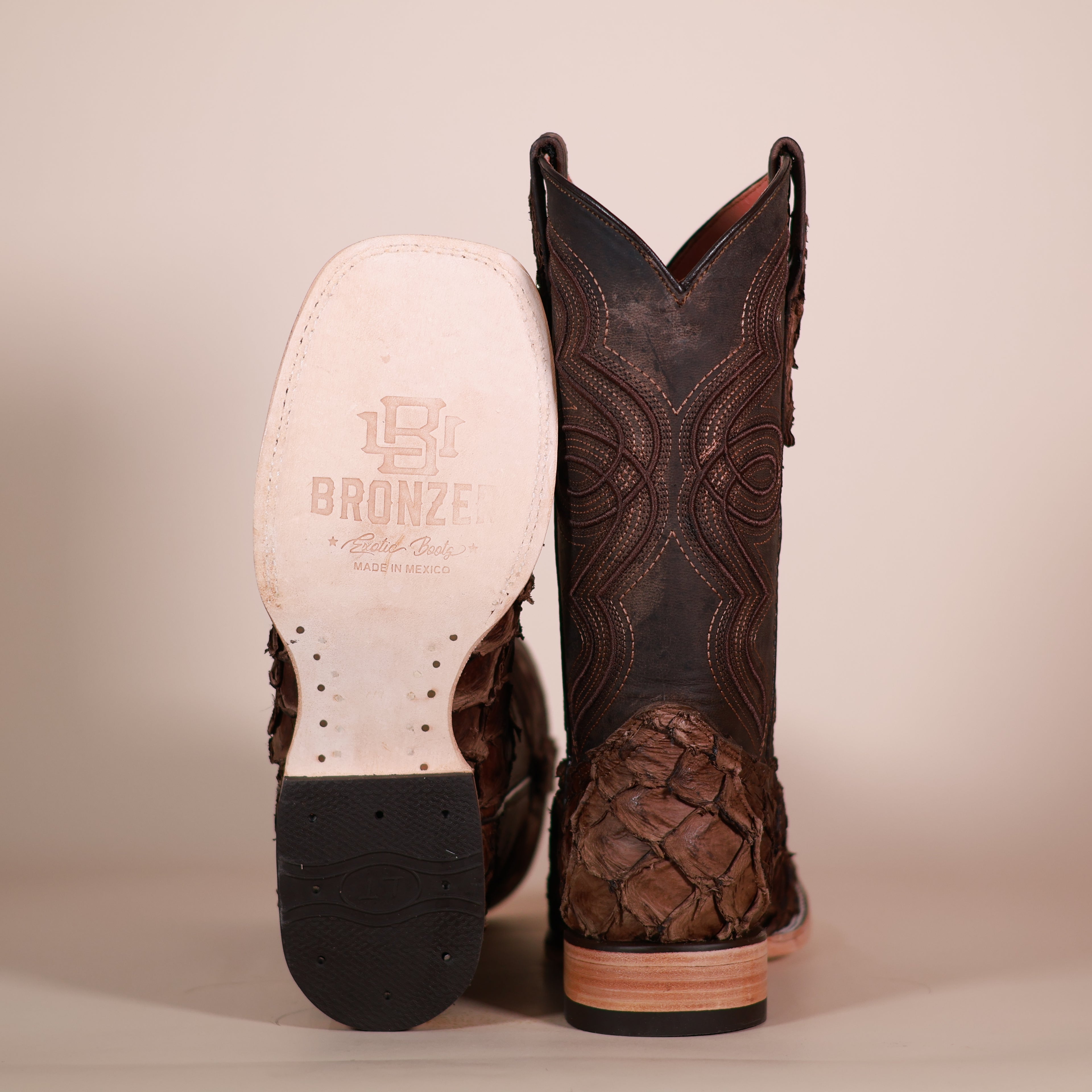 Bronzer Exotic Pirarucu Western Boots