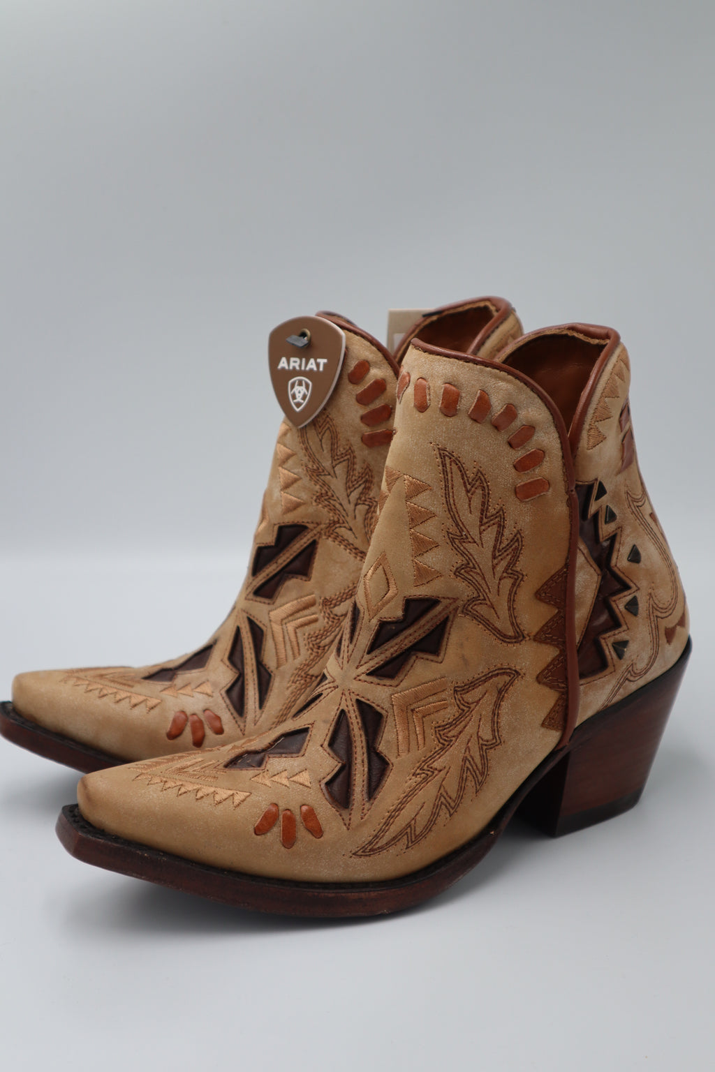 Women's Ariat Bootie - Mesa - Crema