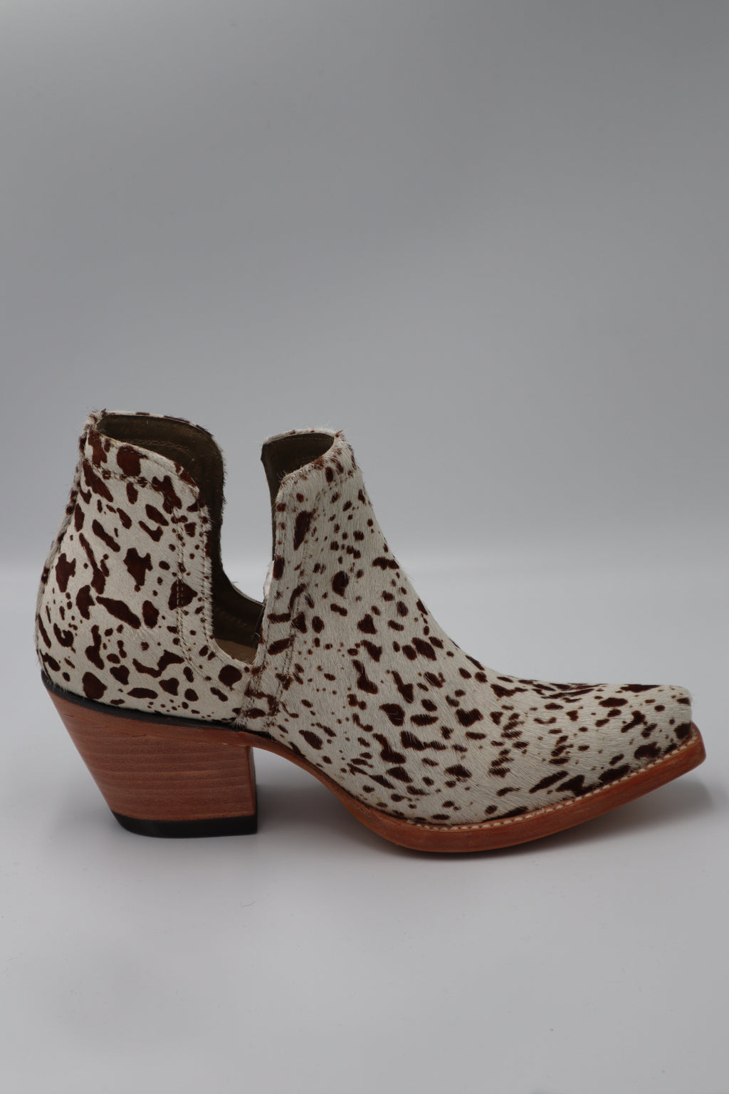 Women's Ariat Bootie - Dixon - Cow Hair On