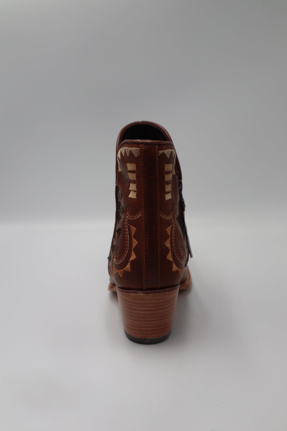 Women's Ariat Bootie - Mesa - Amber